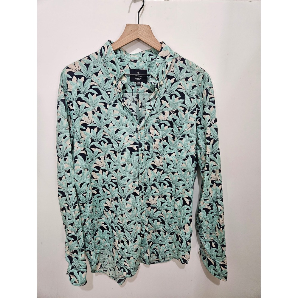 American Eagle Seriously Soft Tropical Palm Leaf Button Down Shirt Mens Large